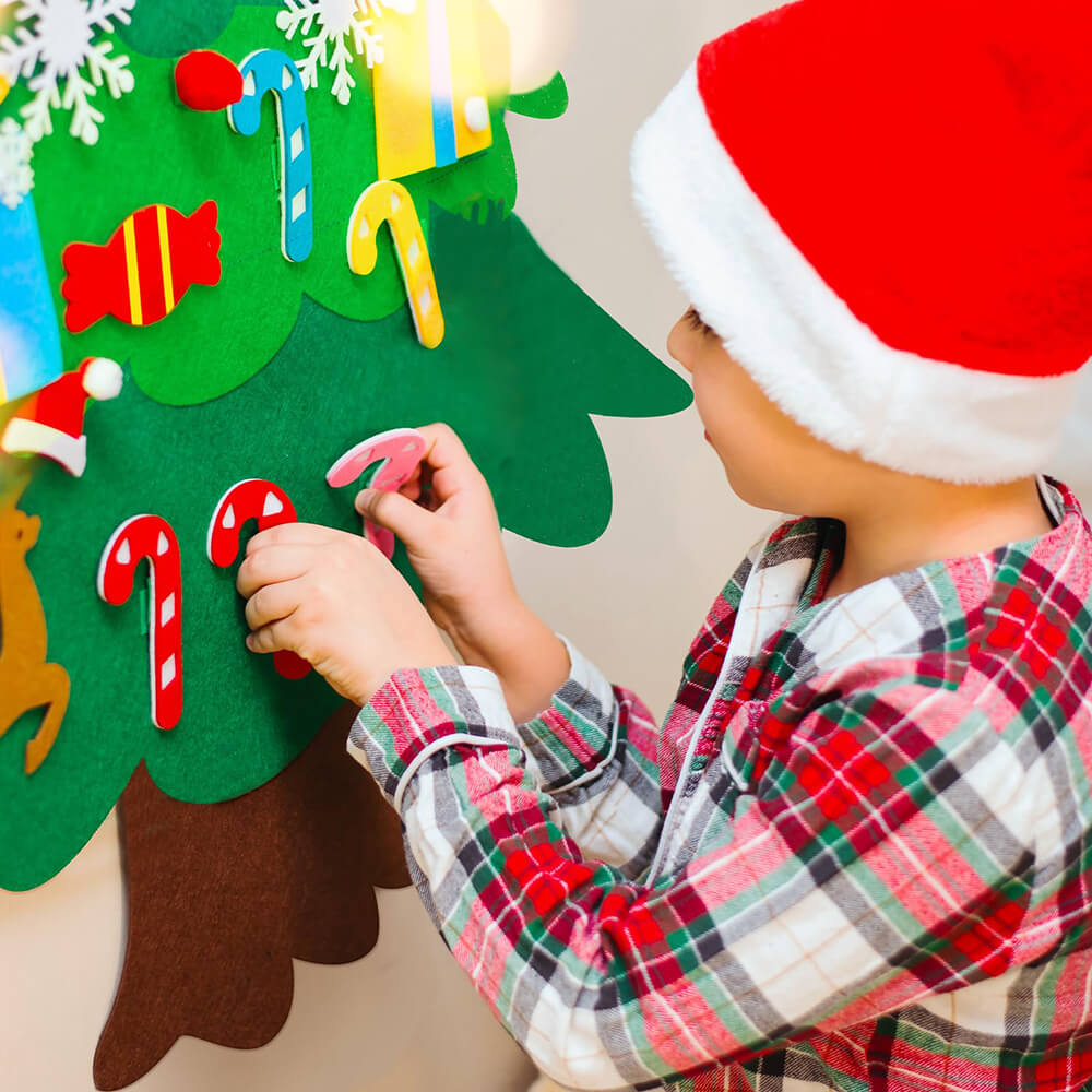 Kids DIY Felt Christmas Tree | Let Them Decorate Their Own Tree!